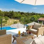 Casa Di Pietra Tatil Evi *