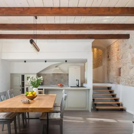 Casa Di Pietra * Szybenik