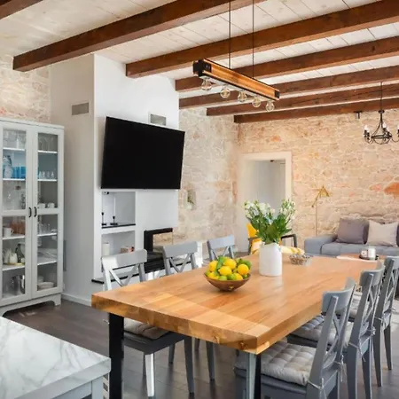 بيت للعطل Casa Di Pietra
