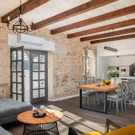 Dom wakacyjny Casa Di Pietra Szybenik