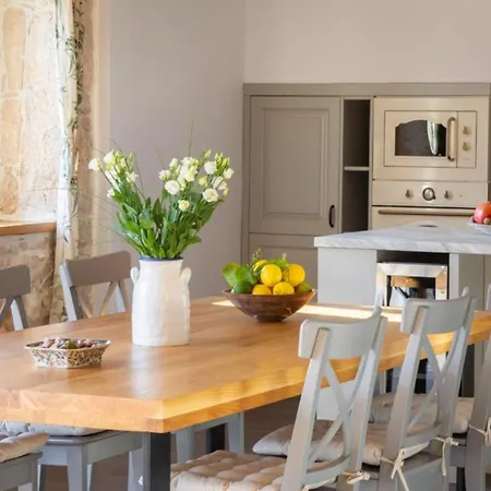 بيت للعطل Casa Di Pietra *