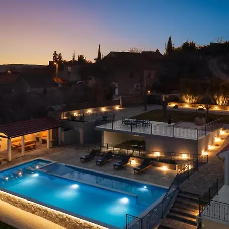 بيت للعطل Casa Di Pietra *
