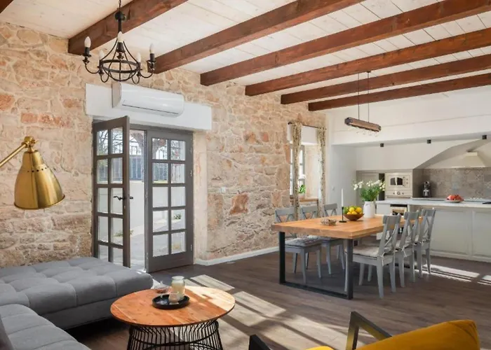 Vakantiehuis Casa Di Pietra Šibenik